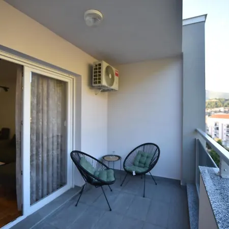 Apartman Balkan *