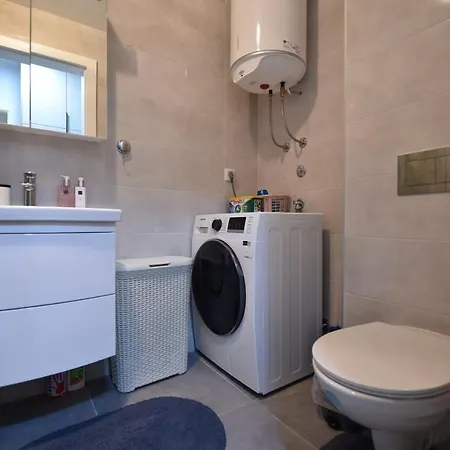 Balkan Apartment *